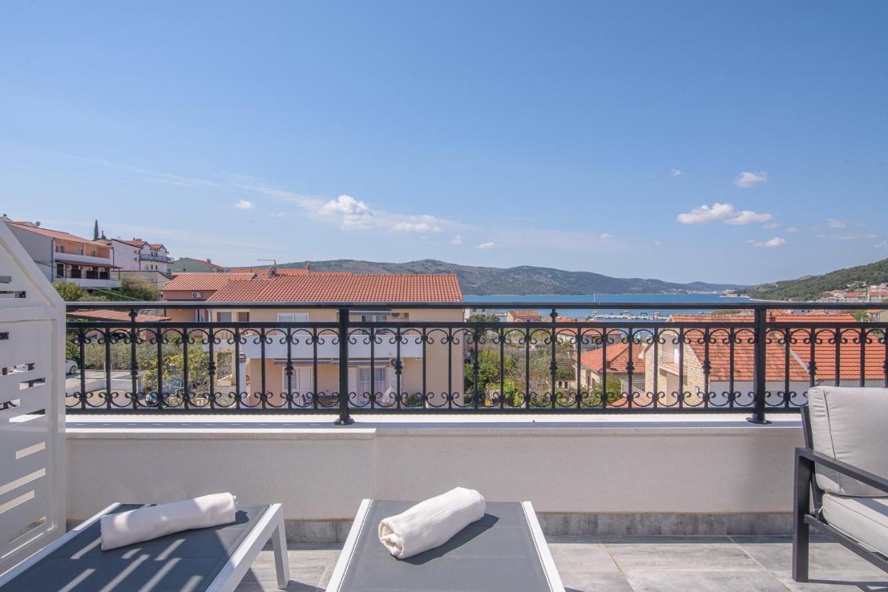 Villa Barbara & Zoran With Heated Swimming Pool Seget Vranjica Esterno foto