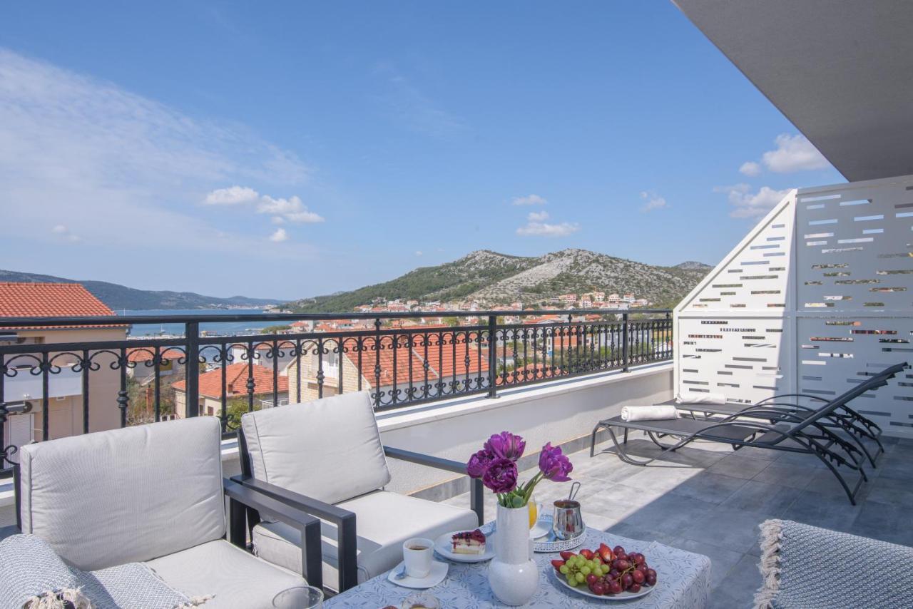 Villa Barbara & Zoran With Heated Swimming Pool Seget Vranjica Esterno foto