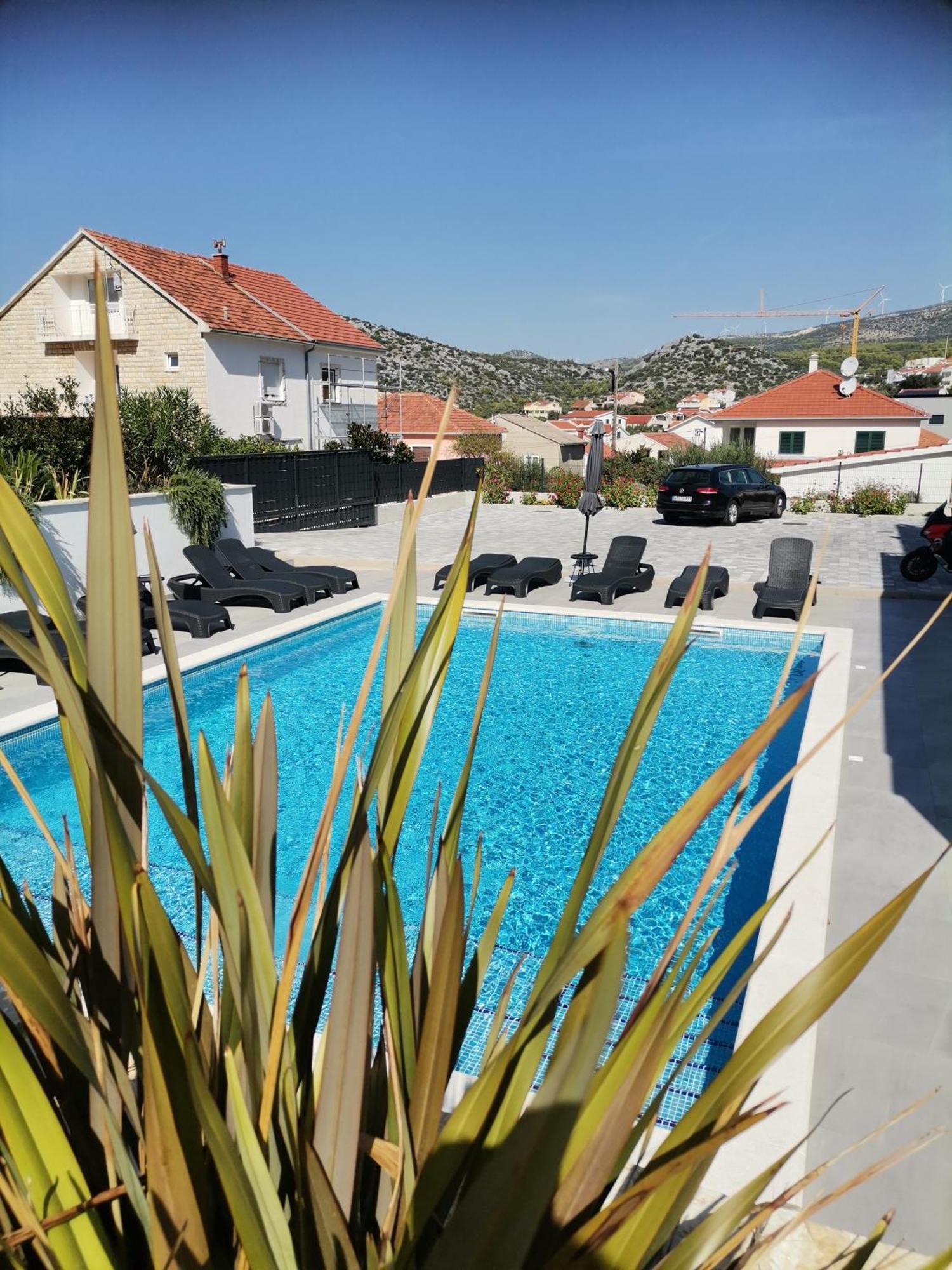 Villa Barbara & Zoran With Heated Swimming Pool Seget Vranjica Esterno foto